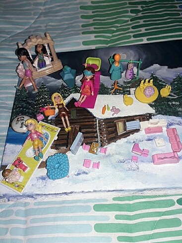 Polly Pocket Kampanyalı Ev Seti (5 tane bebek tamamı)