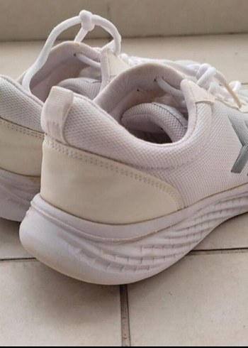 Hummel Beyaz Kadın Spor Ayakkabı Velcro Detaylı