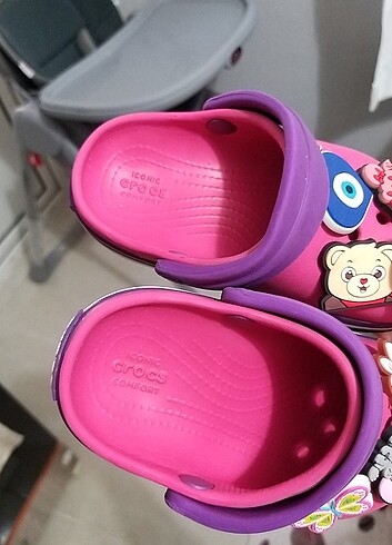 22 Beden Crocs kız terliği