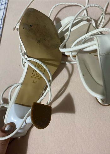 Beyaz  ipli topuklu ayakkabı - Görsel 2