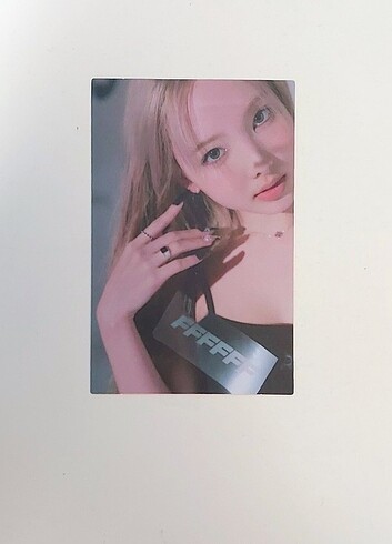 Nayeon pc