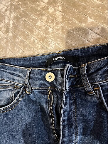 27 Beden Network jean
