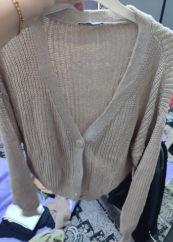 LC Waikiki Bej V Yaka İnce Triko Hirka