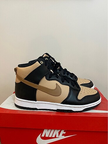 Nike Dunk Hıgh LXX
