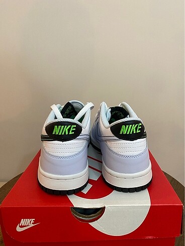 37,5 Beden beyaz Renk Nike Dunk Low Green Grey Strıke