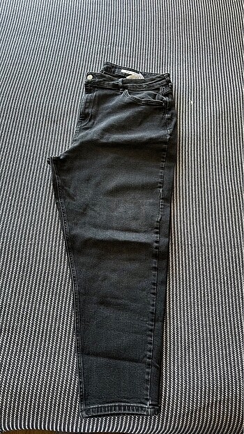 M&S jean