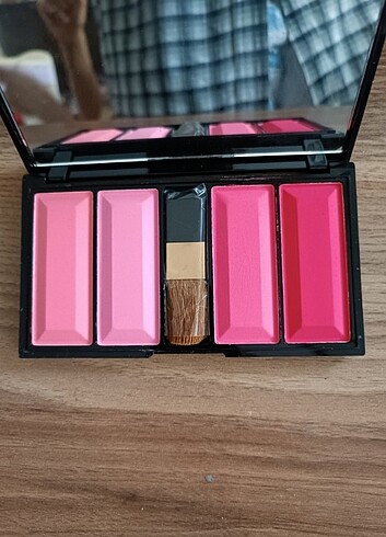 MAC 4 lü allık