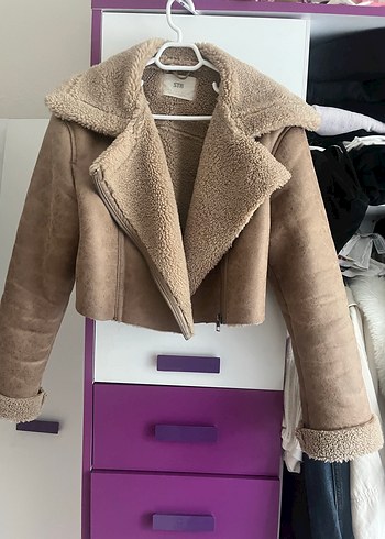 Stradivarius içi kürklü ceket