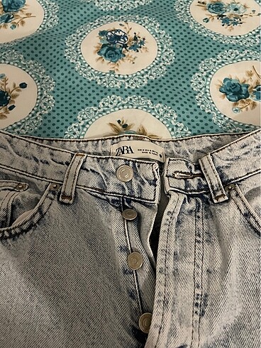 Zara Jeans