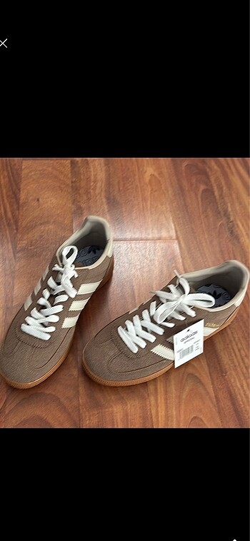 Adidas spezial
