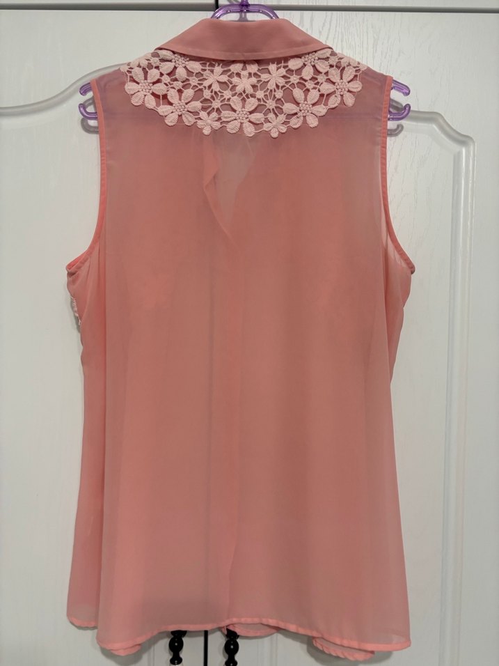 Dantel Detaylı Pembe V Yaka Kolsuz Bluz - Görsel 4