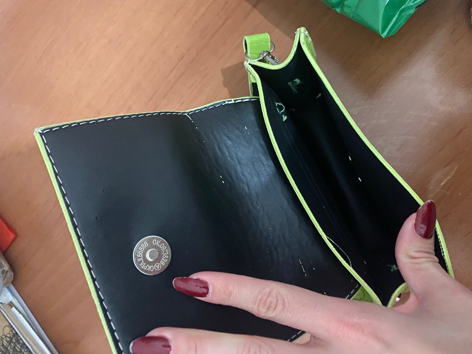 Yeşil Deri Yılan Desenli Tokalı Kadın Çanta - Görsel 5