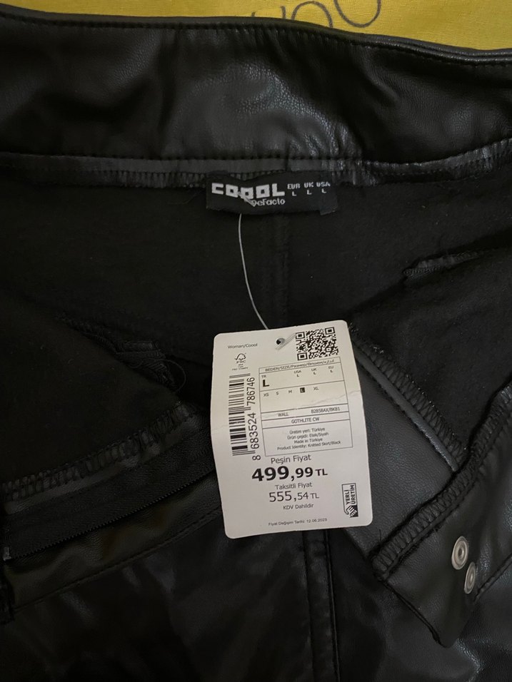 Siyah Deri Kemerli Mini Etek - Görsel 3