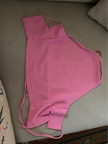arkası bağlamalı pembe crop