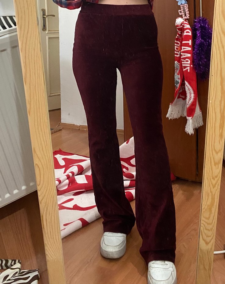 Bordo Düğmeli Kadın İspanyol Paça Pantolon - Görsel 4