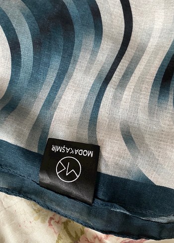 Gri Mavi Batik Desenli Modern şal - Görsel 4