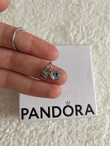 Pandora charm kelebek