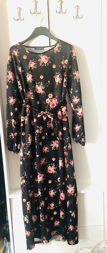 Zara Çiçekli Elbise