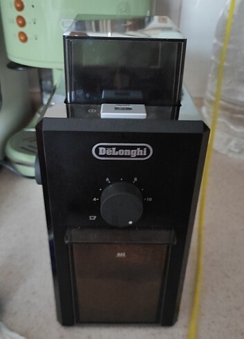 DELONGHI KG89 KAHVE ÖĞÜTÜCÜ 