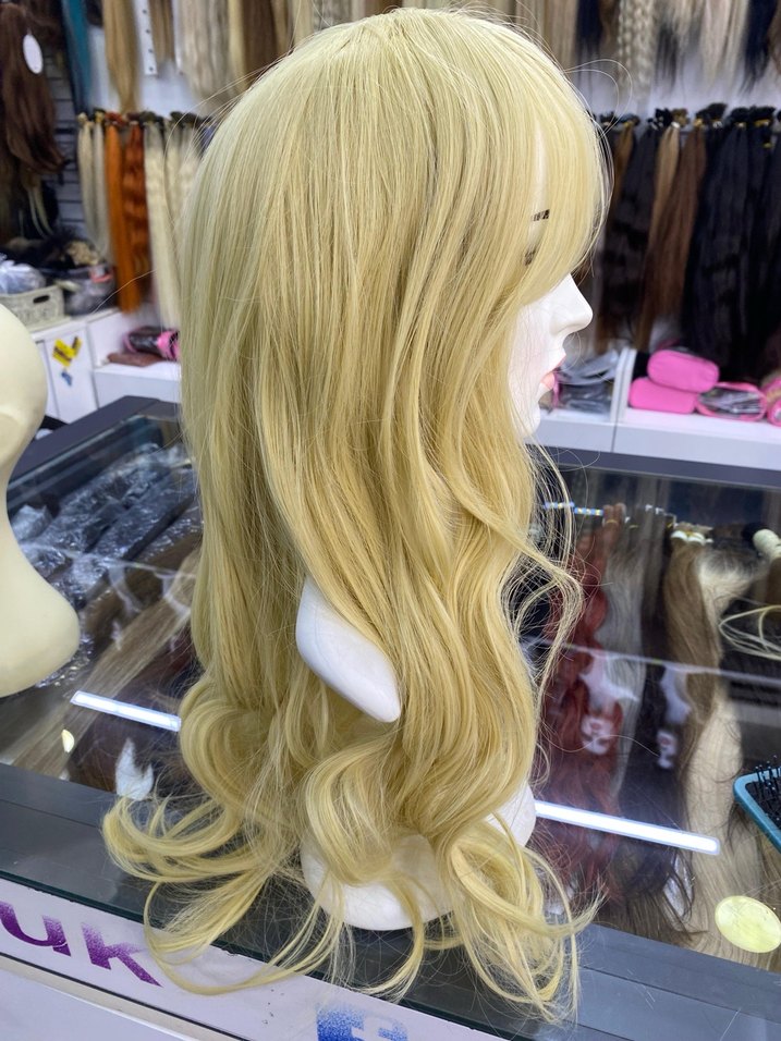 Bej Dalgalı Sentetik Peruk - Görsel 4