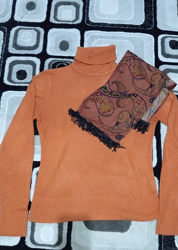 H&M Bohem Desenli Kahverengi Boğazlı Kazak