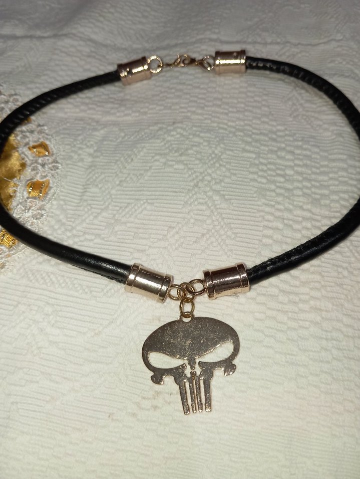 Altın Renkli Kuru kafa Kolye - Görsel 2