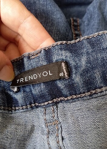 Trendyol & Milla Kadın likralı kot pantolon sıfır durumda