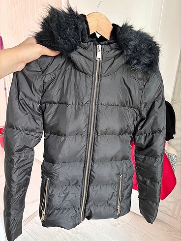 Zara kapsonlu mont