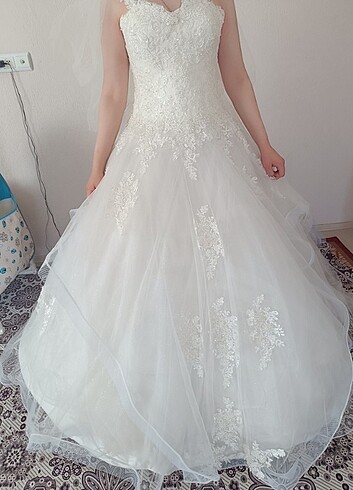 Gelinlik 1 kez giyildi yeni gbi  - Görsel 2