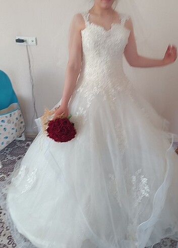 Gelinlik 1 kez giyildi yeni gbi  - Görsel 5