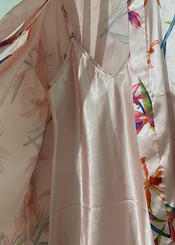 Pembe Çiçekli Bohem Kadın Uzun Sabahlık - Görsel 3