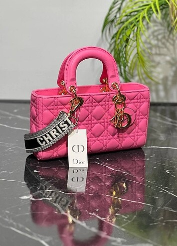  Beden CHIRSTIAN DIOR - LADY D-JOY BAG