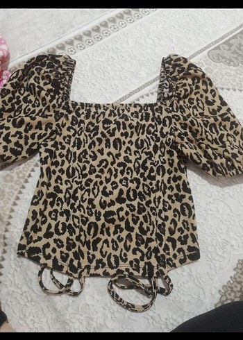 m Beden kahverengi Renk Leopar Desenli Kısa Kollu Kadın Bluz