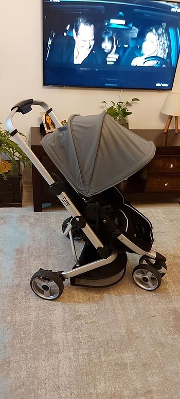 Kraft cozy bebek arabası