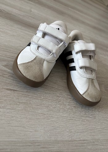 Adidas Beyaz Çocuk Cırt Cırtlı Spor Ayakkabı