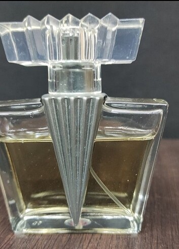 Avon avon viva by fergie parfüm çok az kulanılmıştır kutusu yok resim
