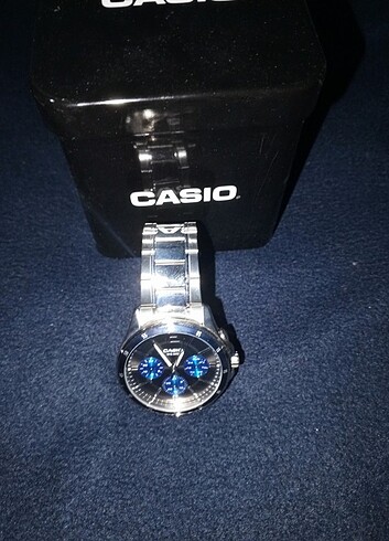 Casio Casio MTP-1374D-2A Erkek Kol Saati çok az kullanıldı hiçbir soru