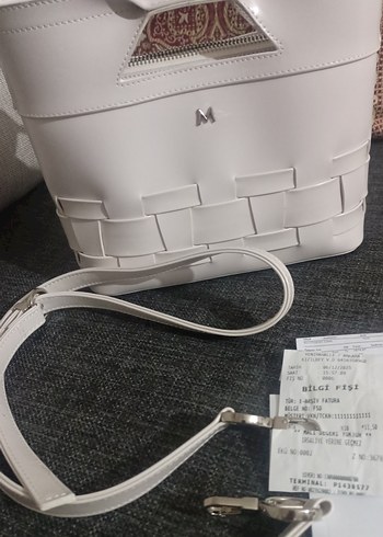 Minimalist Beyaz Kadın Çanta Fermuarlı - Görsel 5