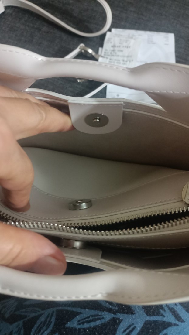 Minimalist Beyaz Kadın Çanta Fermuarlı - Görsel 4