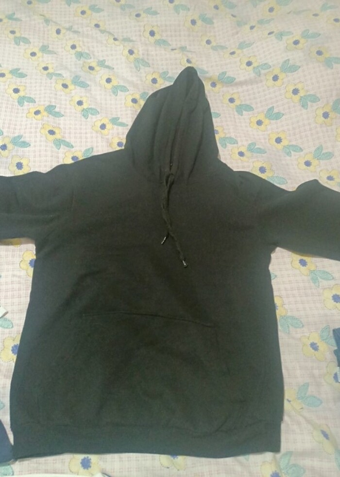  Çeşit çeşit tişört,kapüşonlu sweatshirt short - Görsel 4