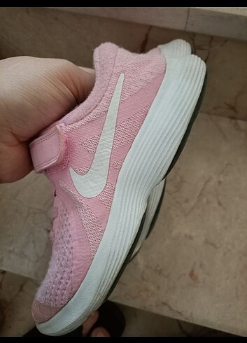 33 Beden Orijinal Nike kız çocuk spor ayakkabı