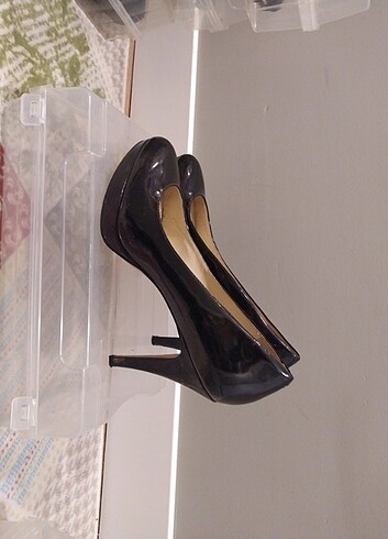 Enzo Angiolini İnce topuk 