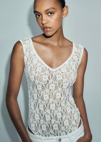 Zara Dantel Detaylı Beyaz Body