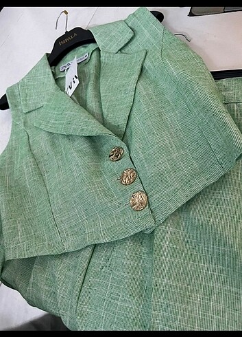 xl Beden yeşil Renk 42 beden Zara yelekli takım 