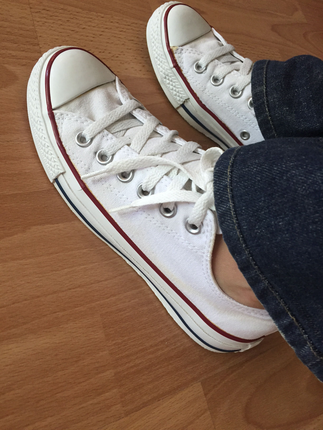 Converse beyaz kısaç