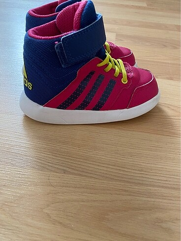 24 Beden pembe Renk Kız çocuk 24 numara Adidas bot