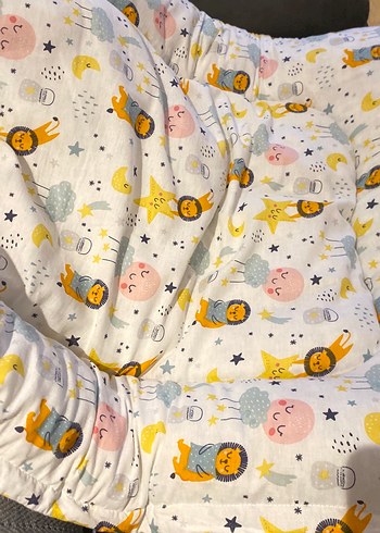 Pastel Renkli Desenli Çocuk Yatağı - Görsel 2