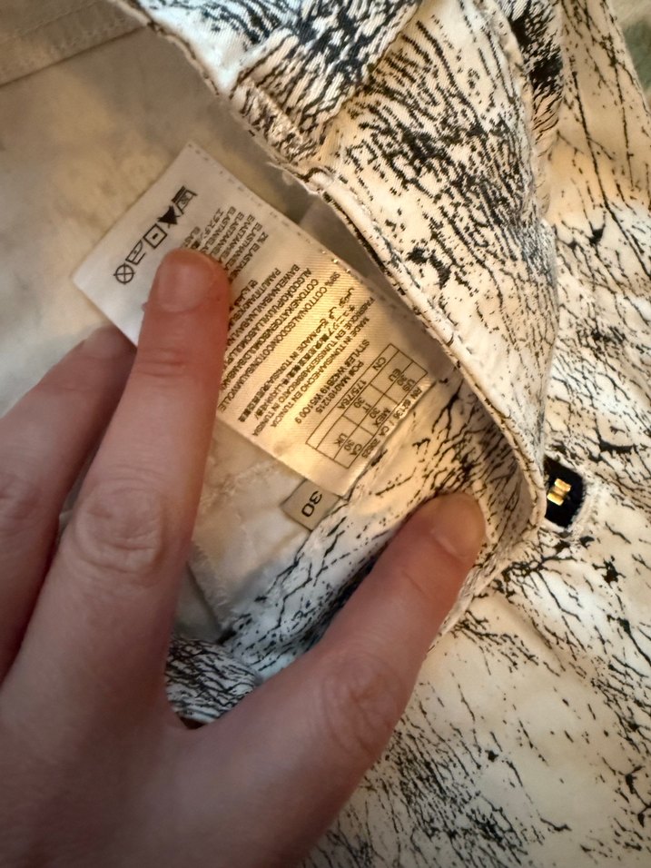 Guess Gri Batik Desenli Fermuarlı Kadın Kot Pantolon - Görsel 4