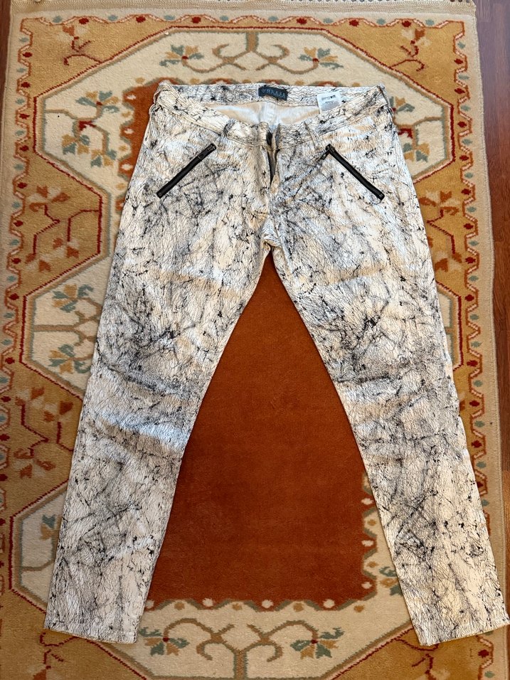Guess Gri Batik Desenli Fermuarlı Kadın Kot Pantolon - Görsel 2