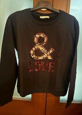 Siyah Payetli Baskılı Kadın Sweatshirt - Görsel 2